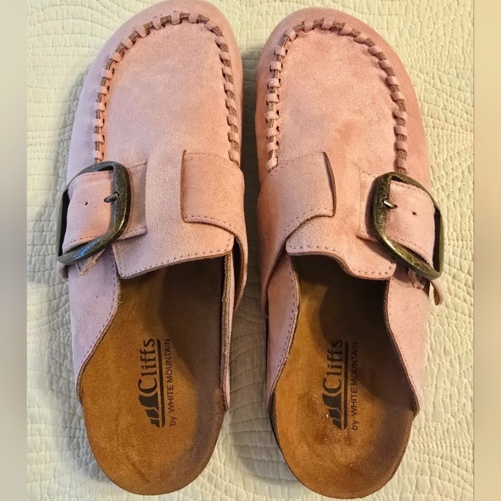 NWOT Cliffs By White Mountain Ladies Slip On Mules With Buckle Detail - Picture 2 of 7